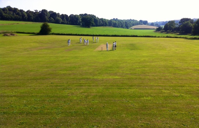 View from long on, up the slope, at East Tilsted