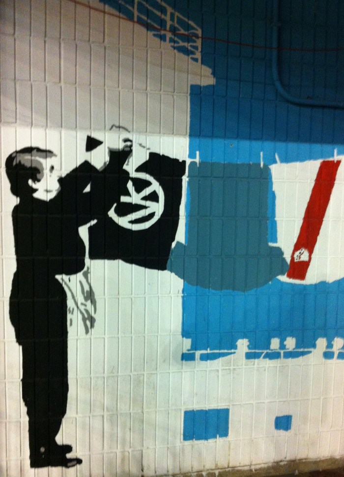 A Bukaneros mural at the Fondo Sur end of the ground